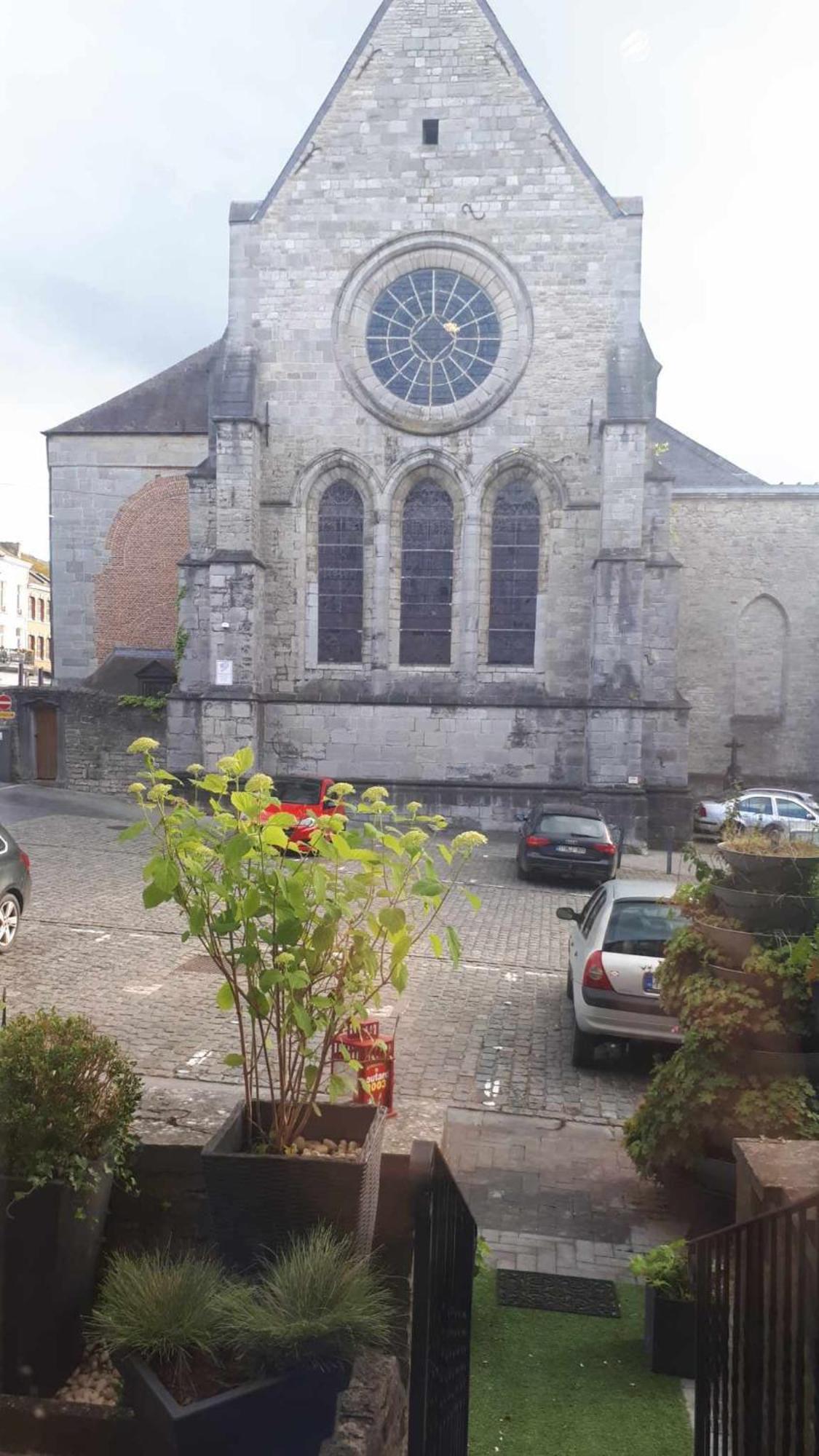 " Chimay Welcome " ---------------- Au Coeur De La Ville Historique --Exceptionnellement Calme エクステリア 写真